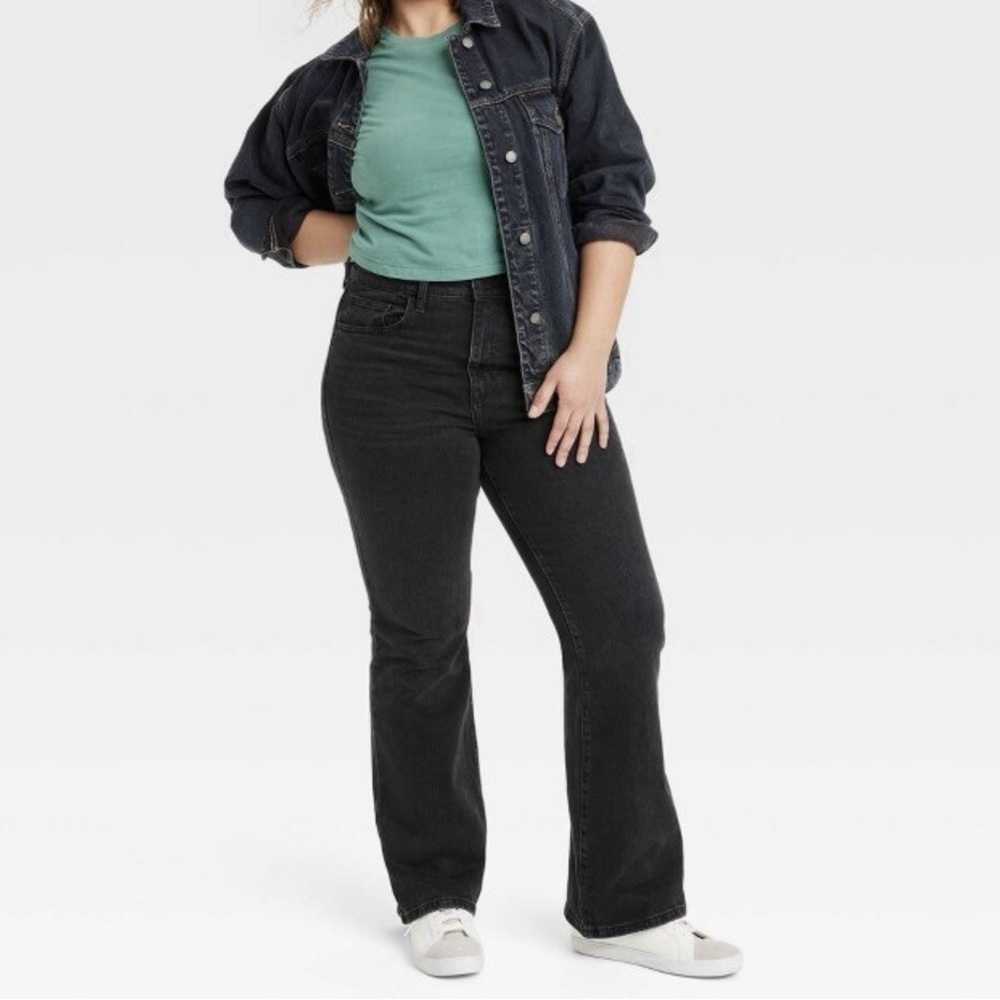 {Universal Thread} "High Rise Flare" 10 Faded Black Stretch Denim Jeans